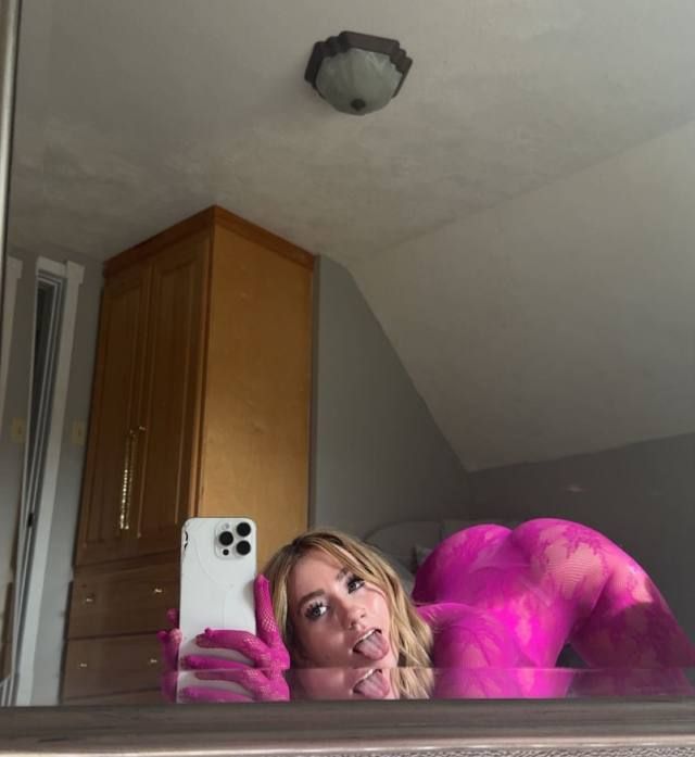 No upfront payment and No deposit I DO BOTH Incall and outcall 👅my service are include BJ Doggy missionary and massage and an - Image 3